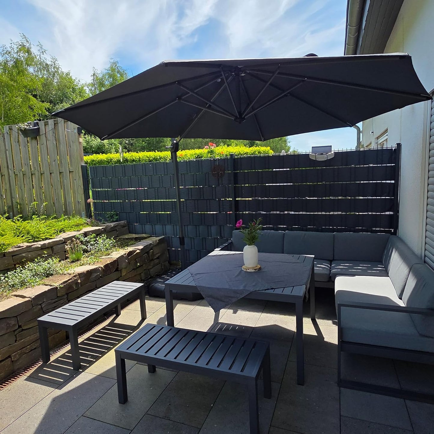 SUNGUARD UMBRELLAS Square Cantilever Patio Umbrella, 360-Degree Rotating Offset Umbrella with Aluminum Frame